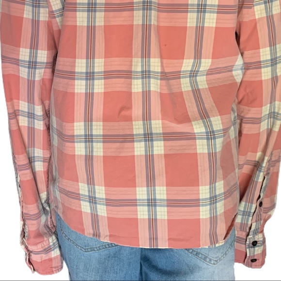 3/$30 - Hollister Pink Plaid Shirt Size Large - Picture 8 of 13